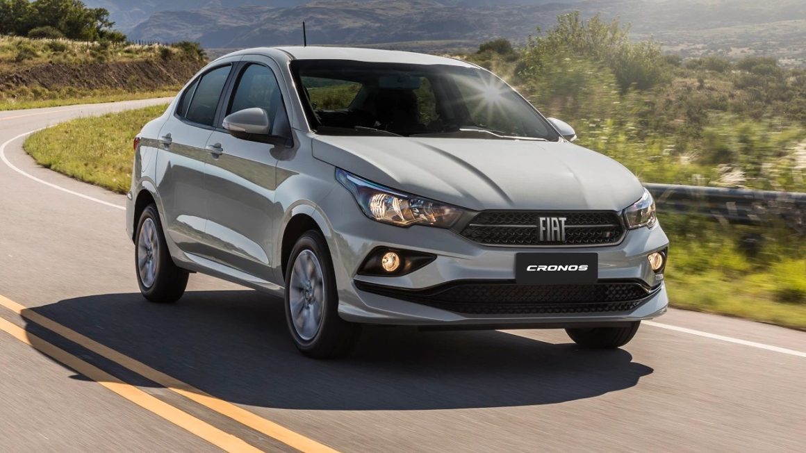 Novos Fiat Argo e Cronos chegam em julho com câmbio CVT