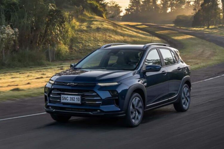 Chevrolet lança novo Sonic 2027 em duas versões com preço a partir de R$ 129.990