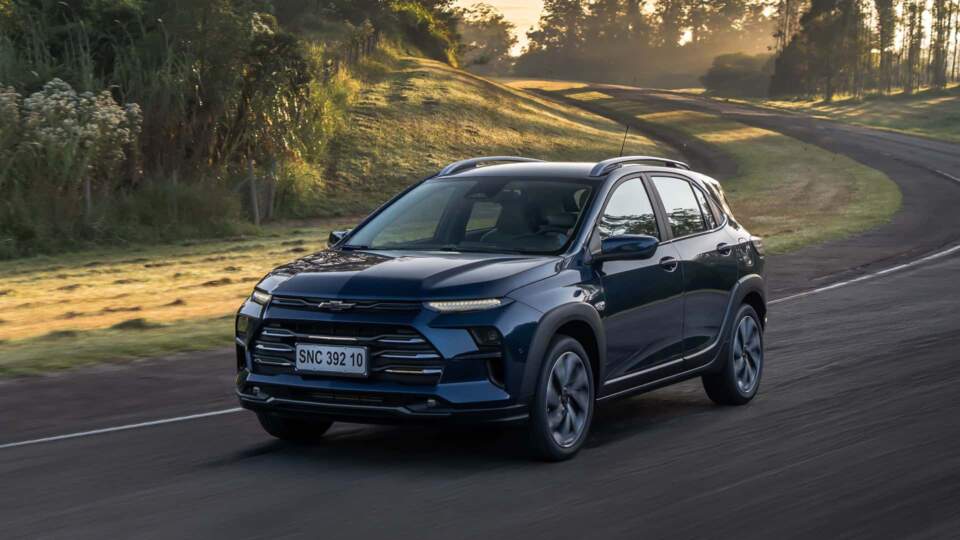Chevrolet lança novo Sonic 2027 em duas versões com preço a partir de R$ 129.990