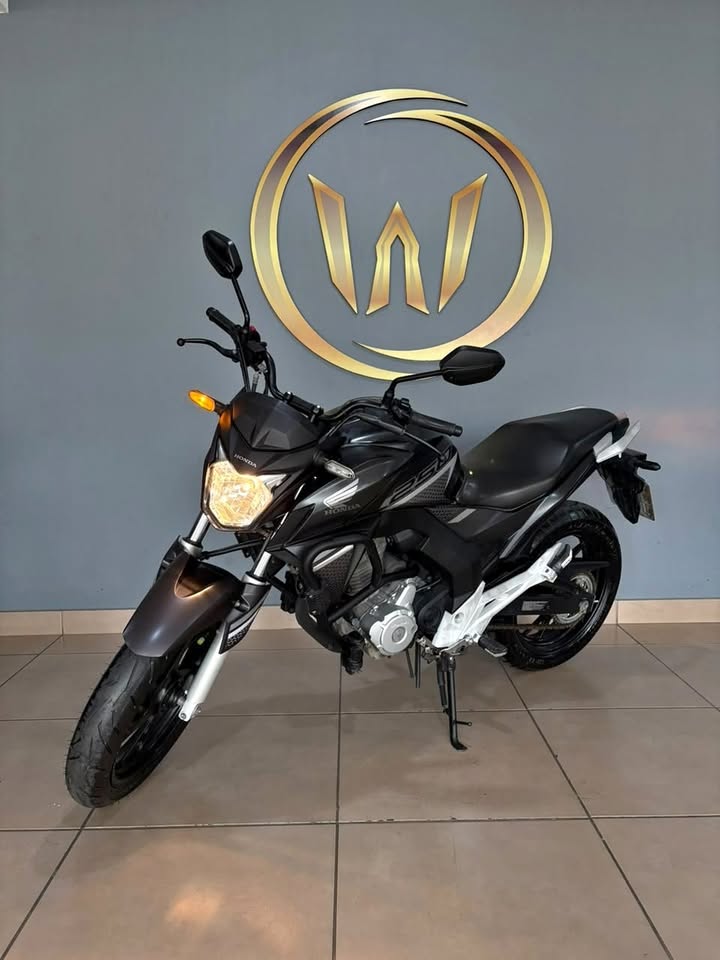 HONDA CB 250 TWISTER ABS 2022